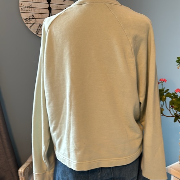 Nike sweatshirt - Picture 3 of 5